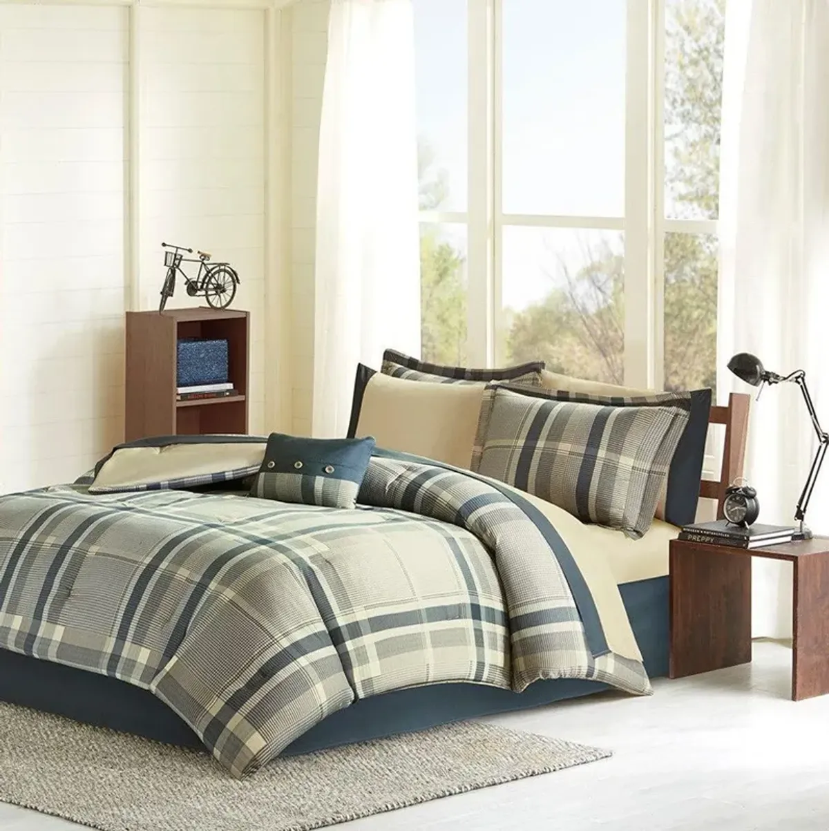 Robbie 9-Piece Queen Bedding Set - Navy Plaid