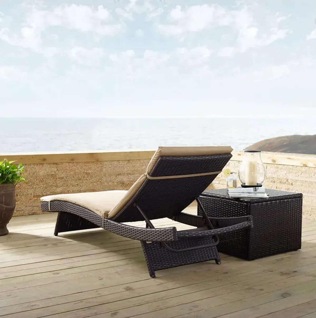 Isla Outdoor Chaise Lounge - Mocha