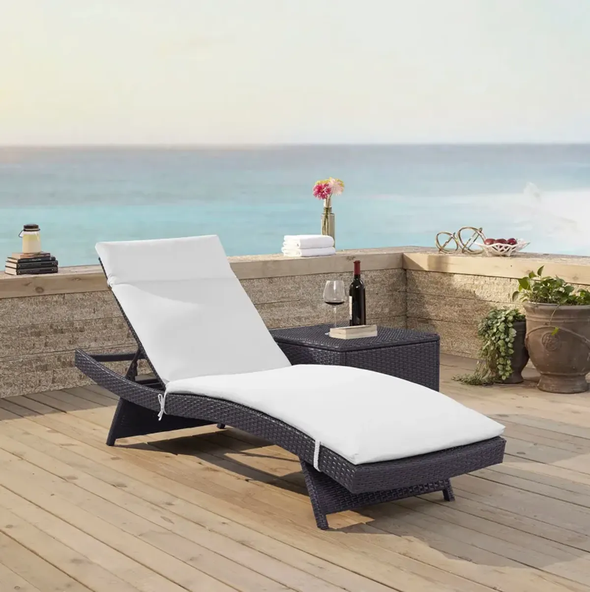 Isla Outdoor Chaise Lounge - White