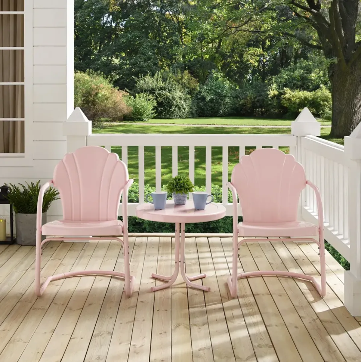 Petal Set of 2 Outdoor Chairs and Side Table - Pink