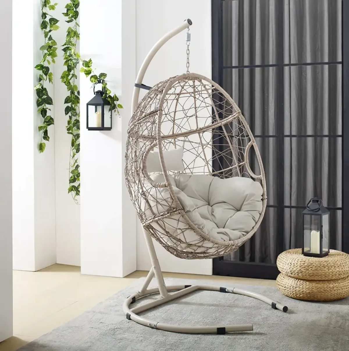 Hanging Indoor/Outdoor Egg Chair