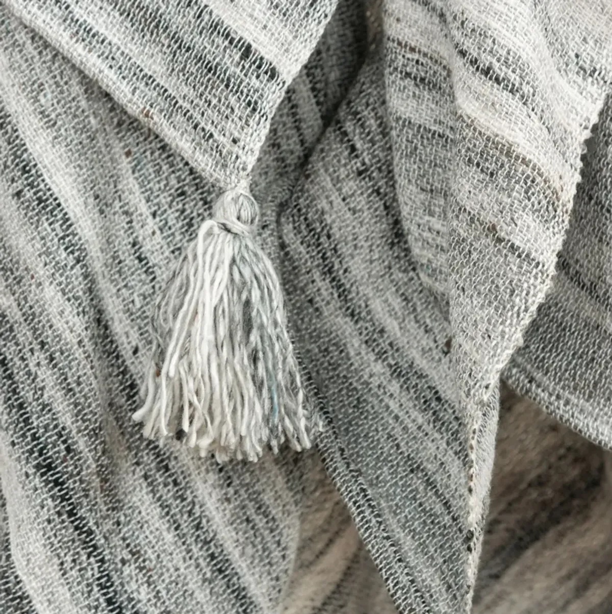 Oceana Indoor/Outdoor Throw - Gray