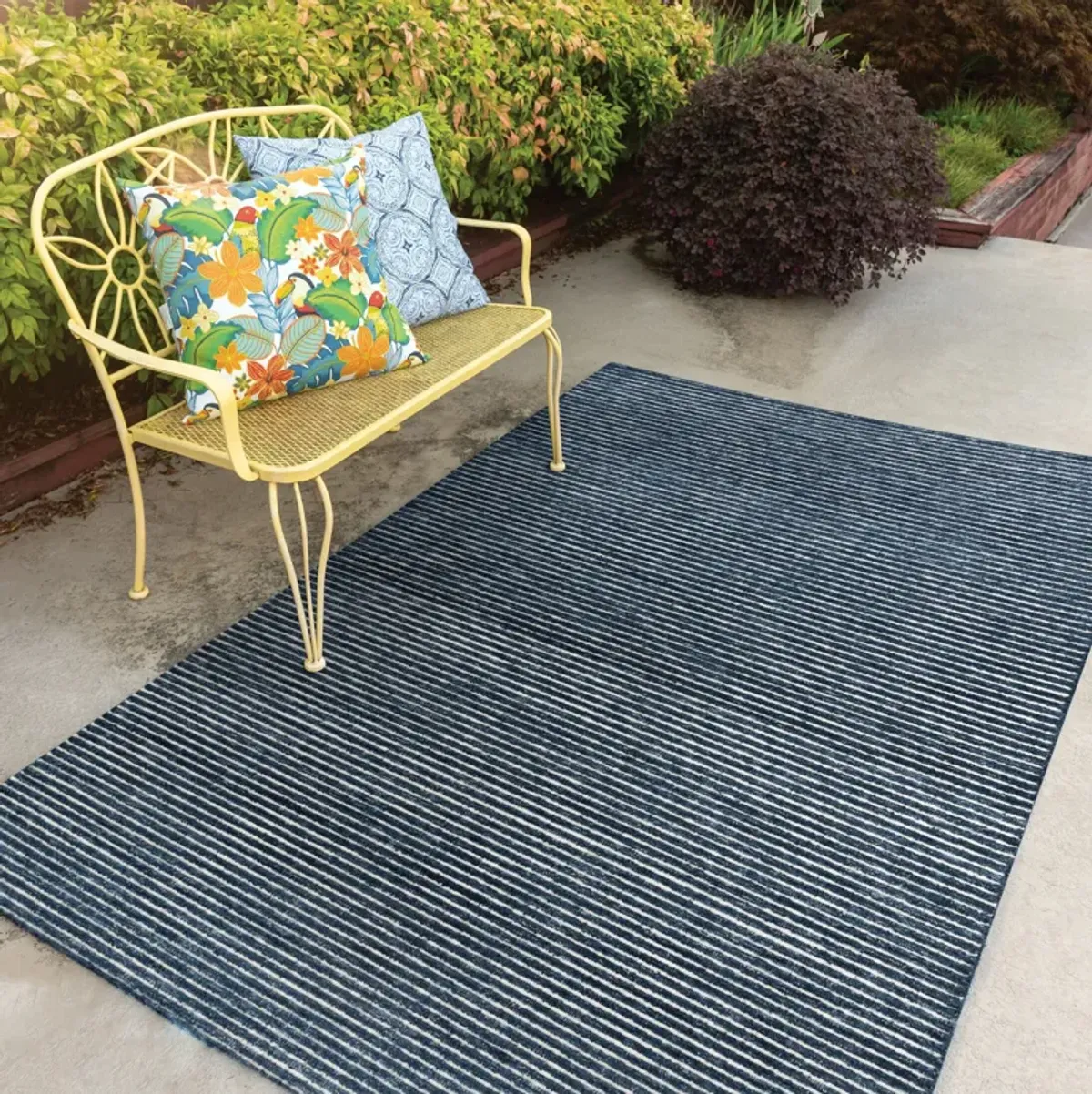 Circe 5 X 8 Indoor/Outdoor Area Rug - Blue