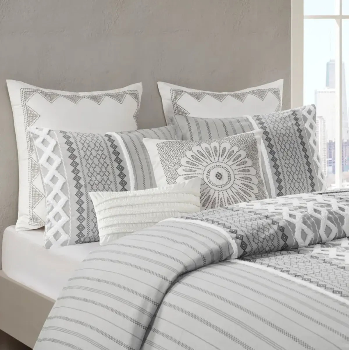 Amari Full/Queen Comforter Set - Gray