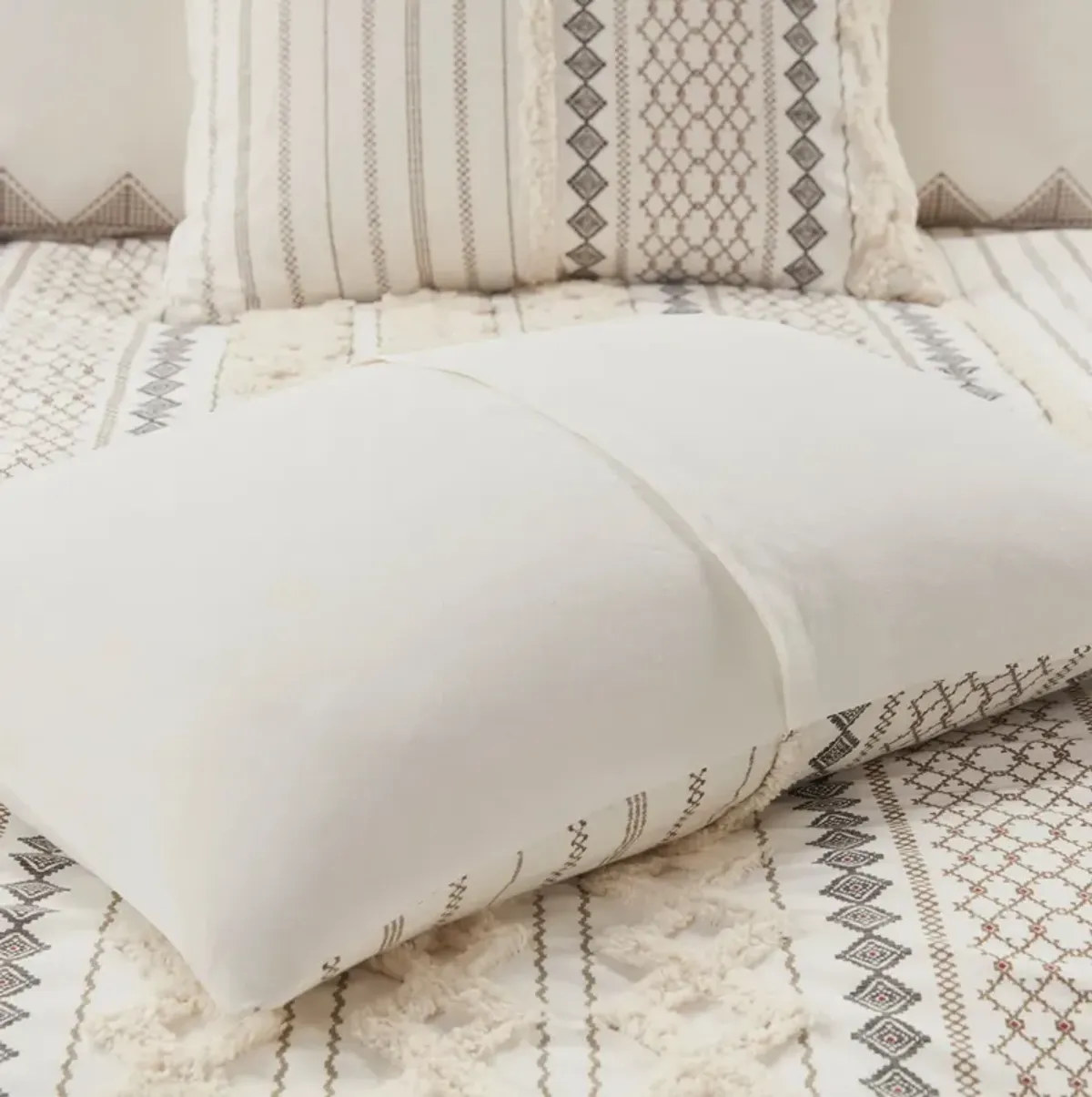 Amari Full/Queen Comforter Set - Ivory