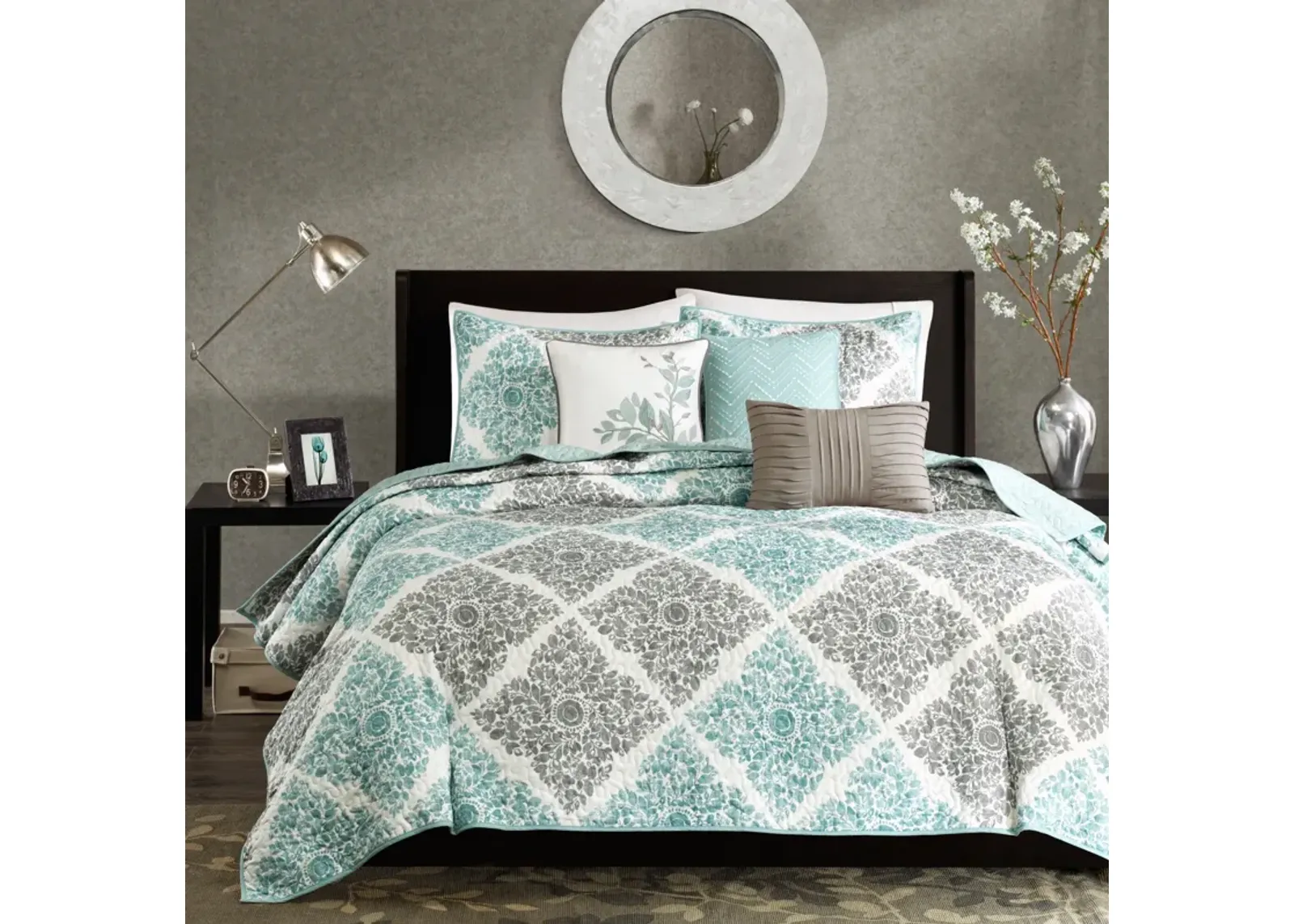 Melinda King/California King Reversible Coverlet Set