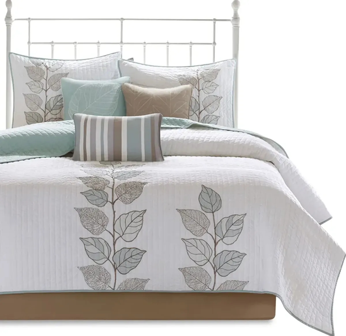 Lenora Full/Queen Reversible Coverlet Set