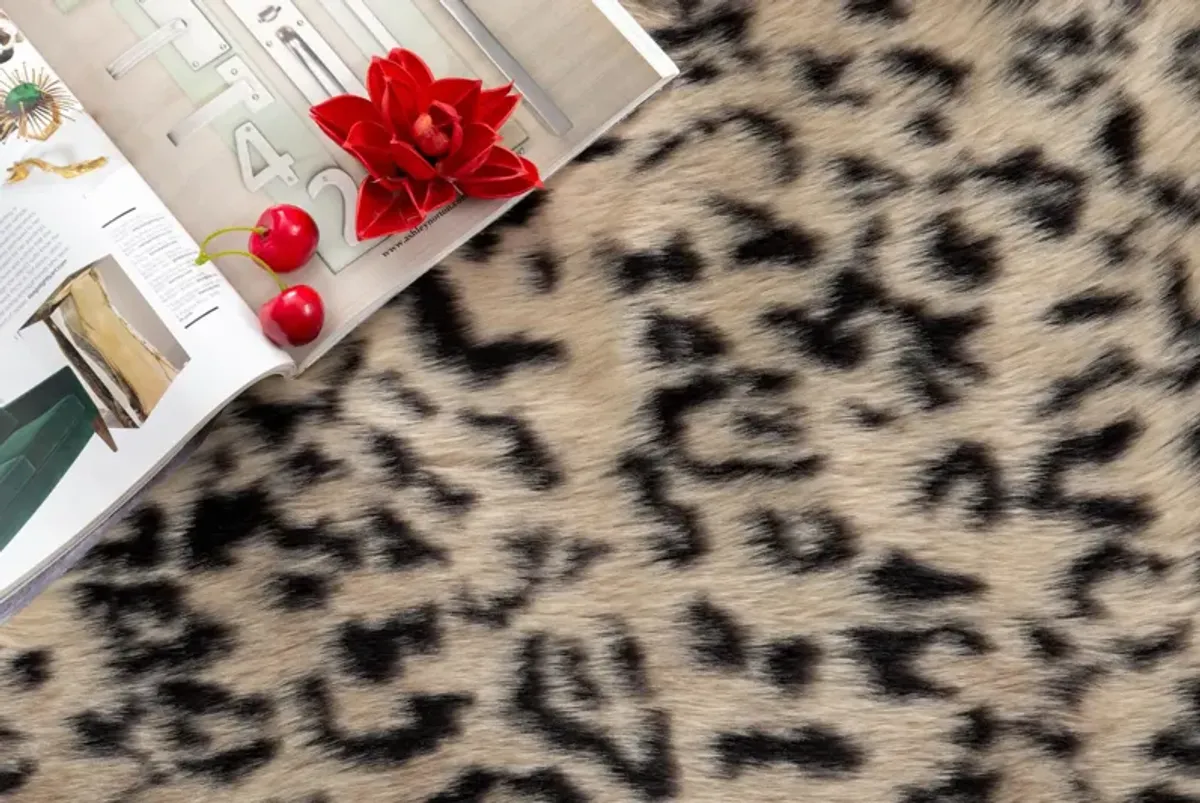 Cheetah 5' x 7' Area Rug