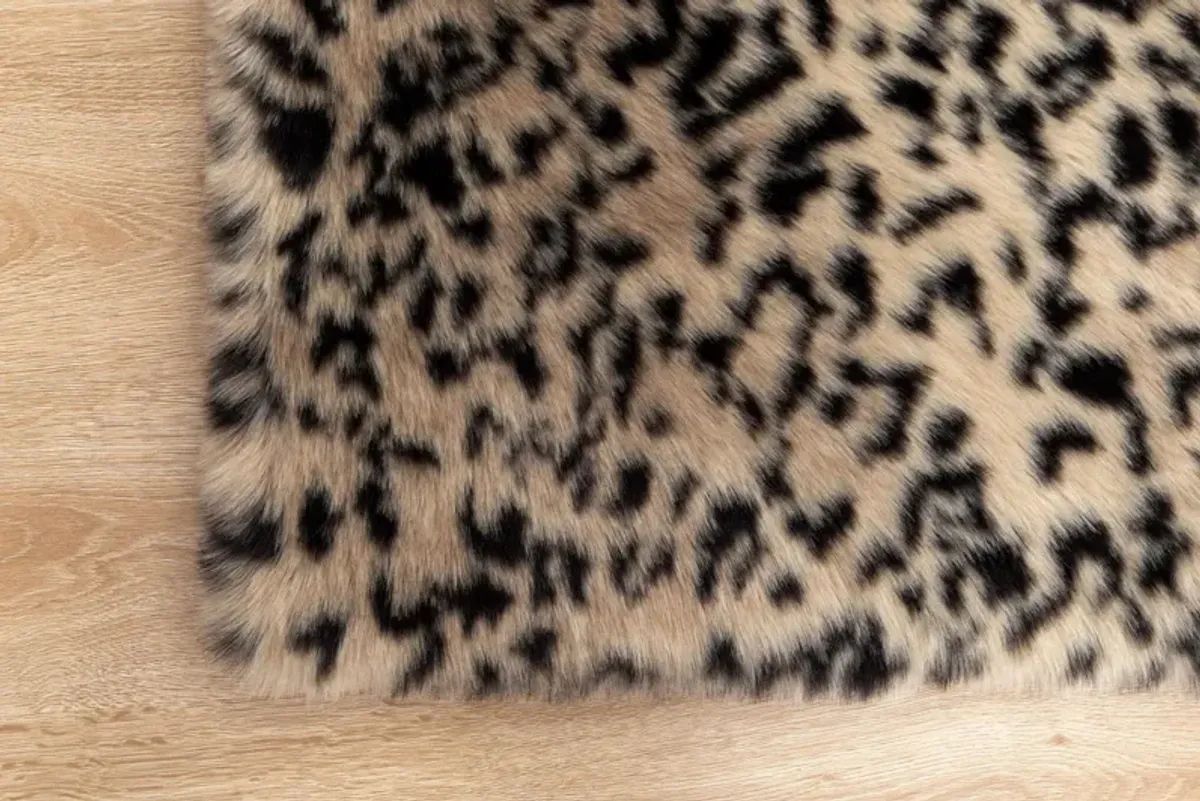 Cheetah 5' x 7' Area Rug