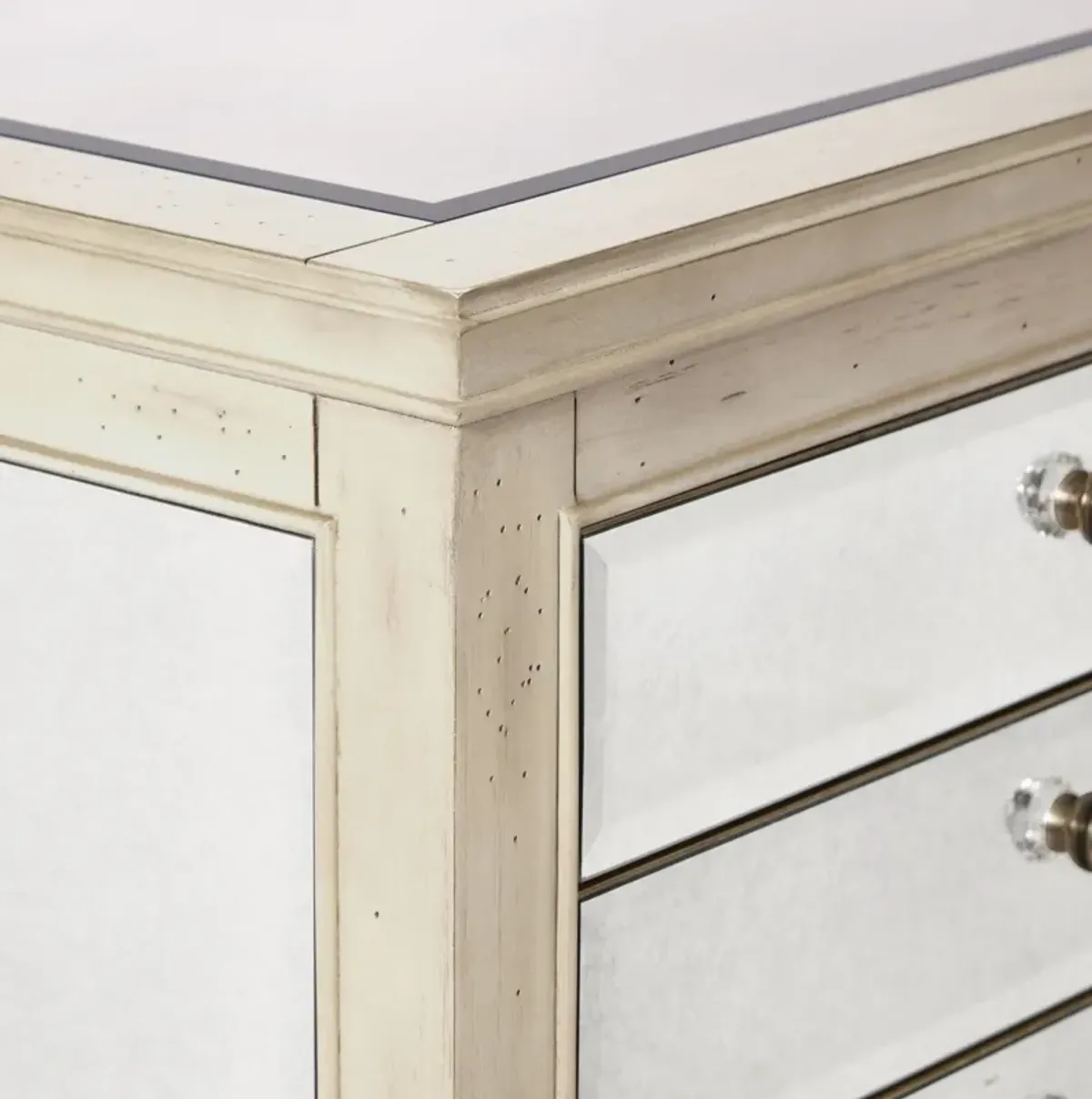 Primrose Bedside Chest