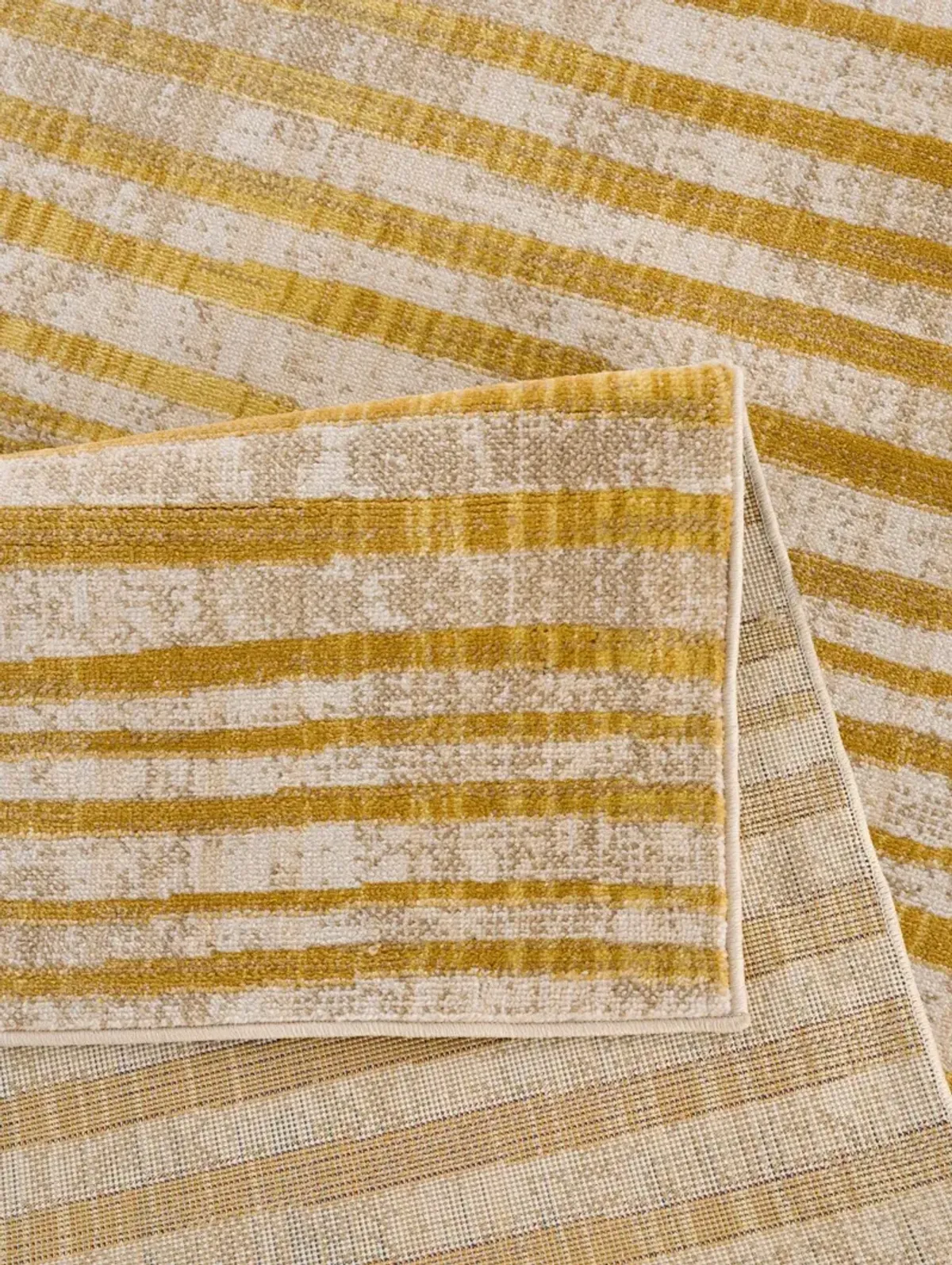 Brandy 8' x 10' Area Rug - Gold/Cream