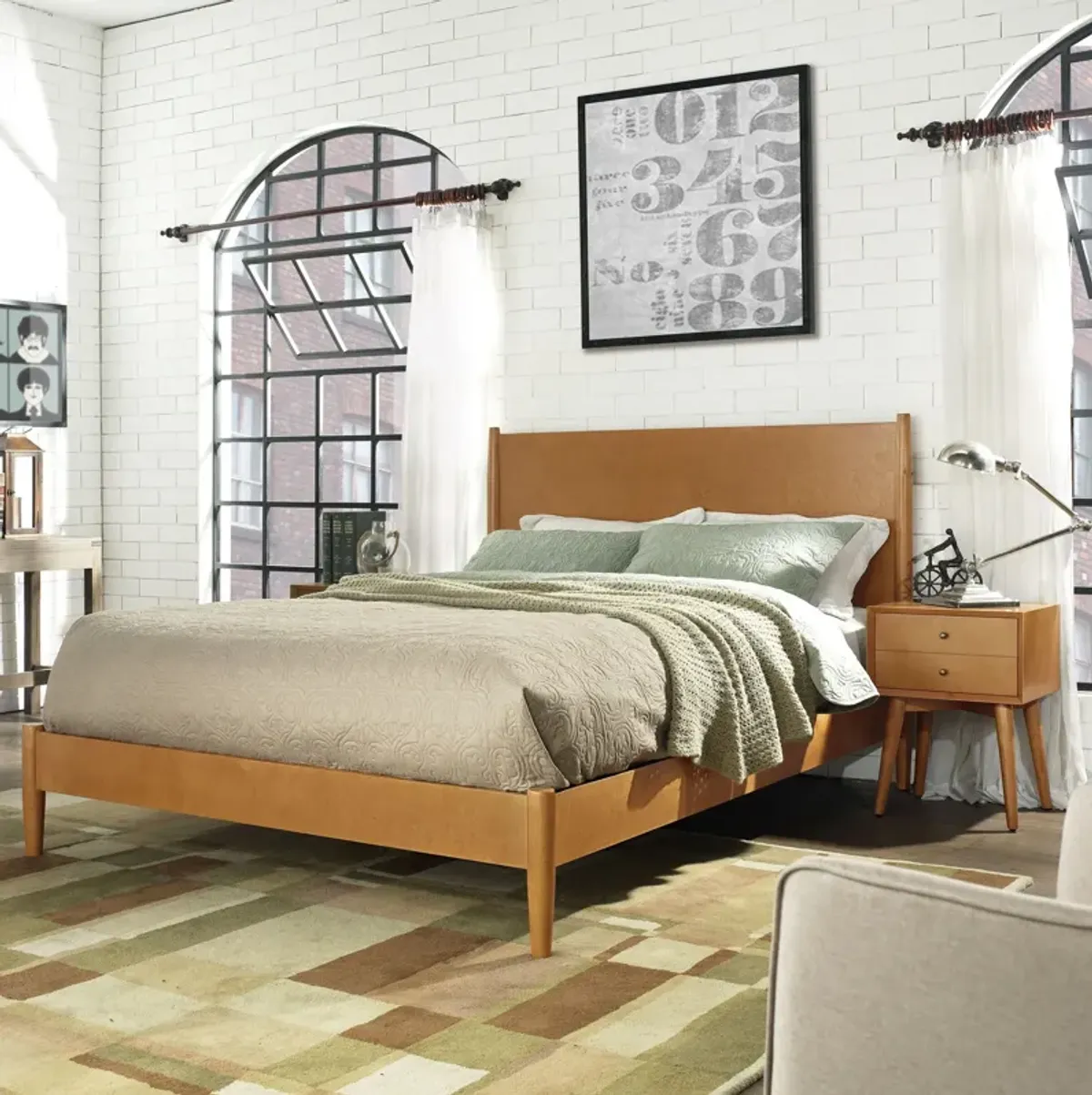 Bruce King Platform Bed - Brown