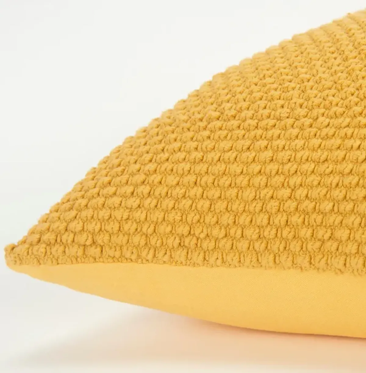 Romina 20" X 20" Pillow - Gold