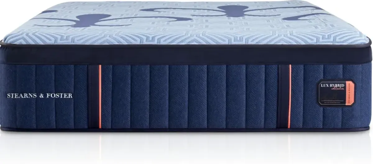 Stearns & Foster Lux Hybrid Firm Queen Mattress