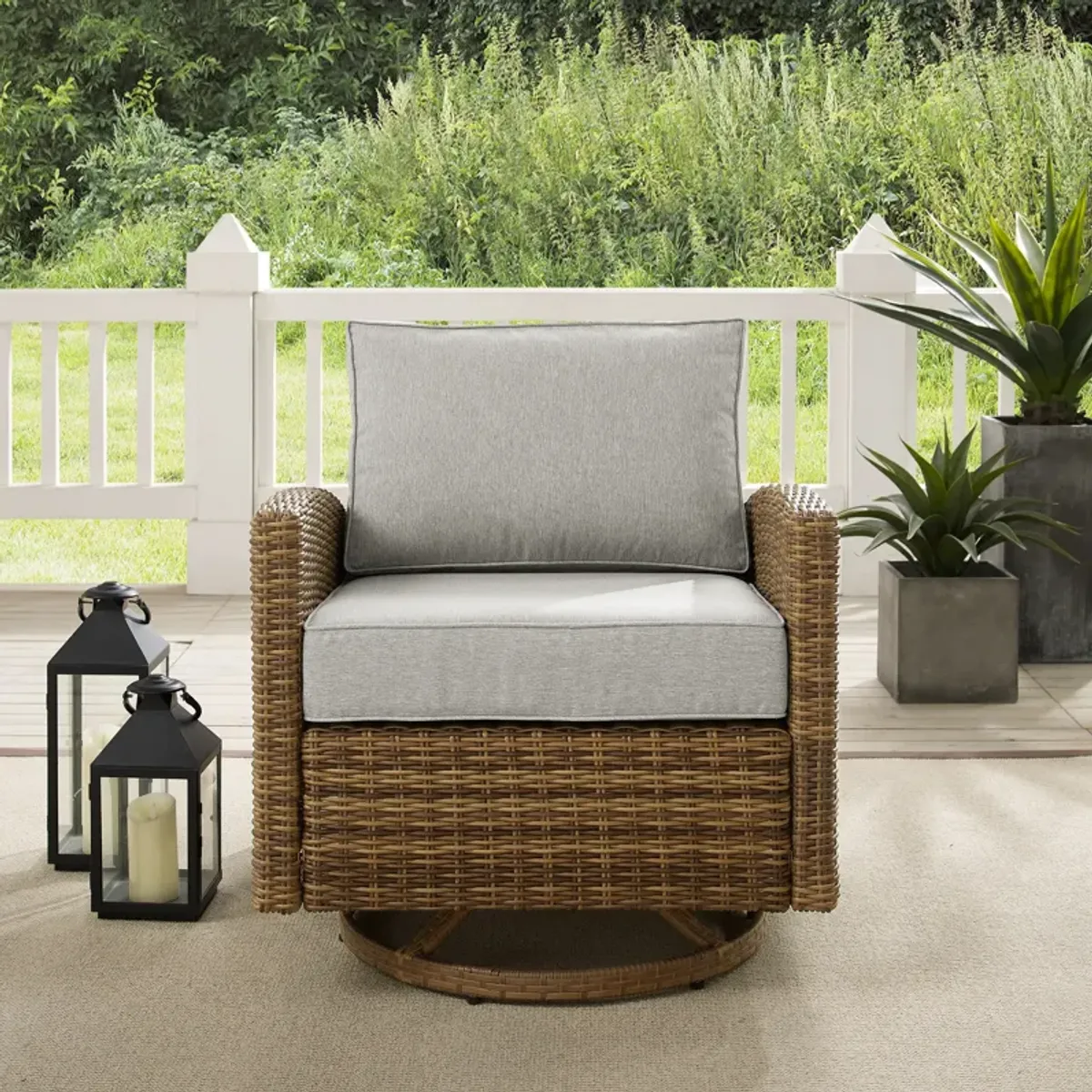 Destin Outdoor Swivel Rocker - Gray/Brown