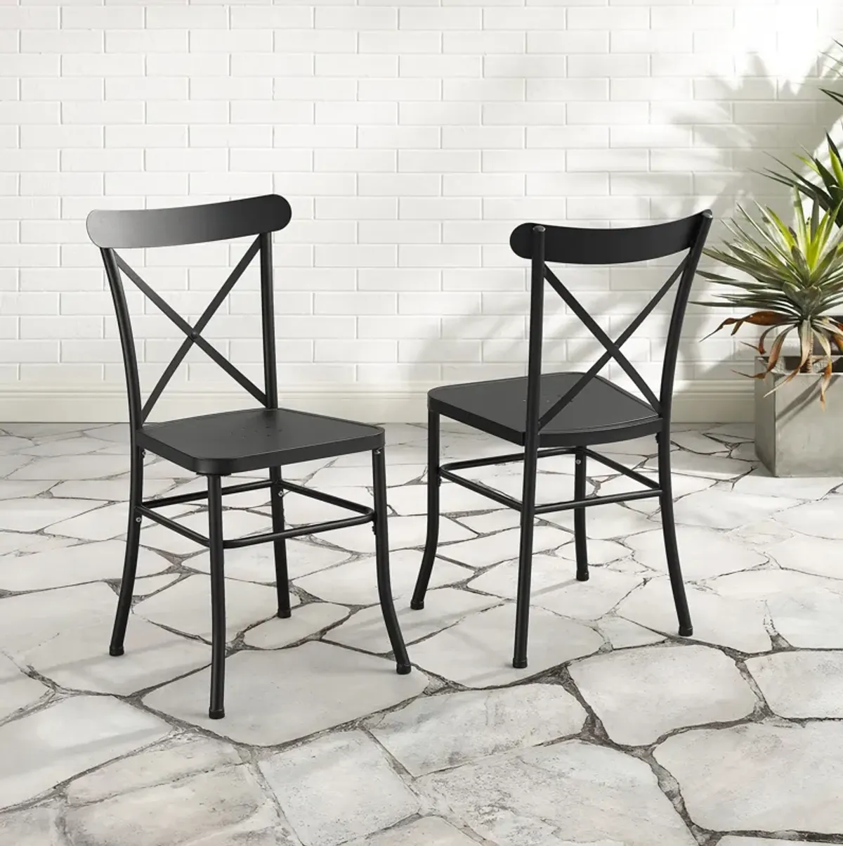 Manteo Set of 2 Outdoor Dining Chairs