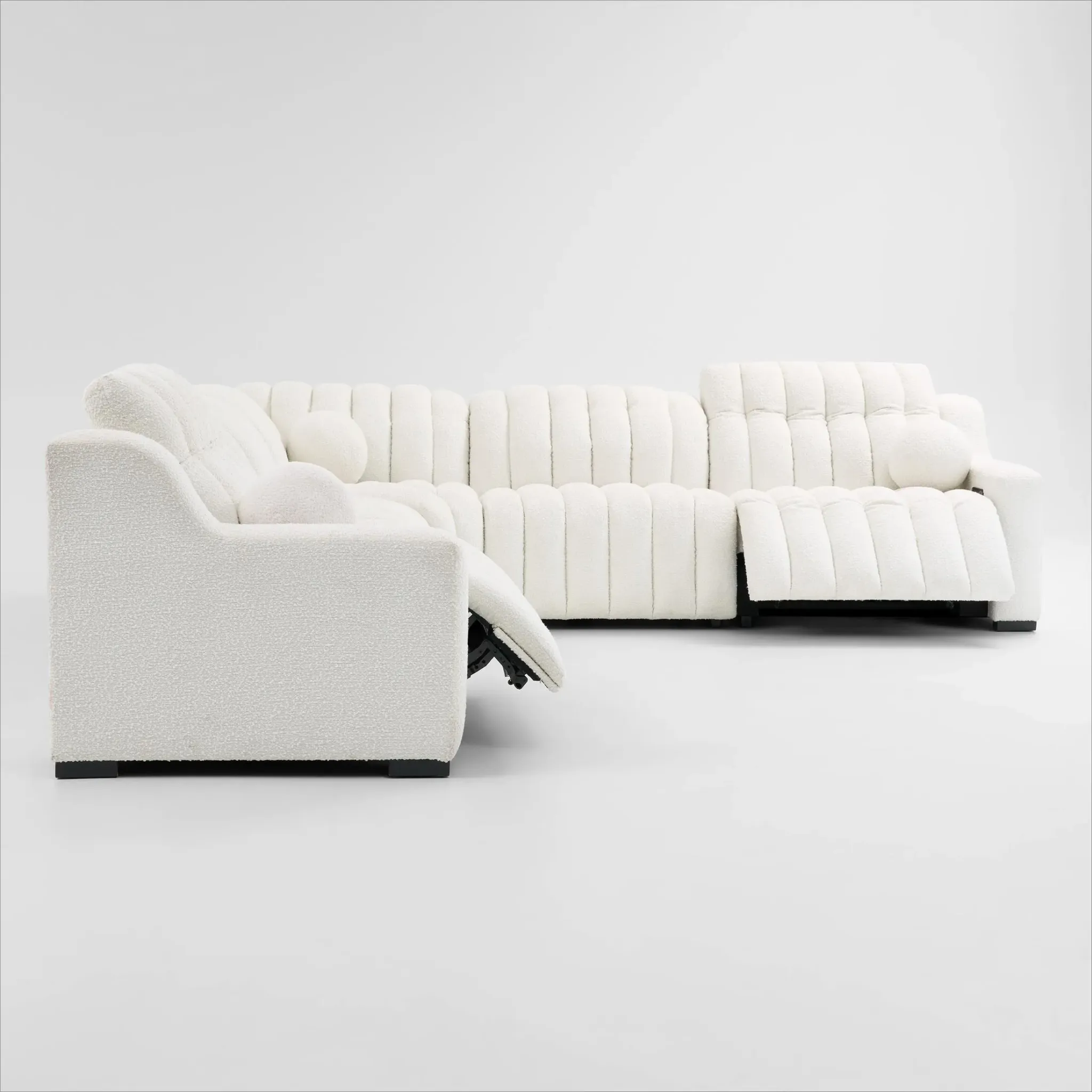 cocoファニー2スクープ Coco 5-Piece Dual-Power Sectional - Snow | Furniture.com