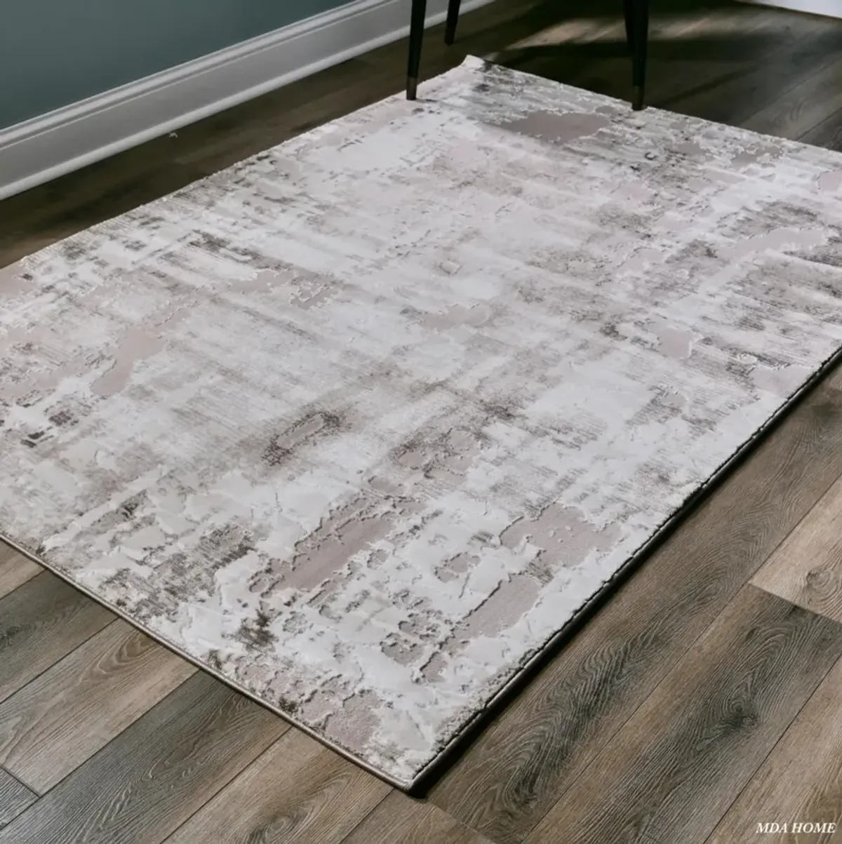 Venezia 4' x 6' Area Rug - Beige/Brown