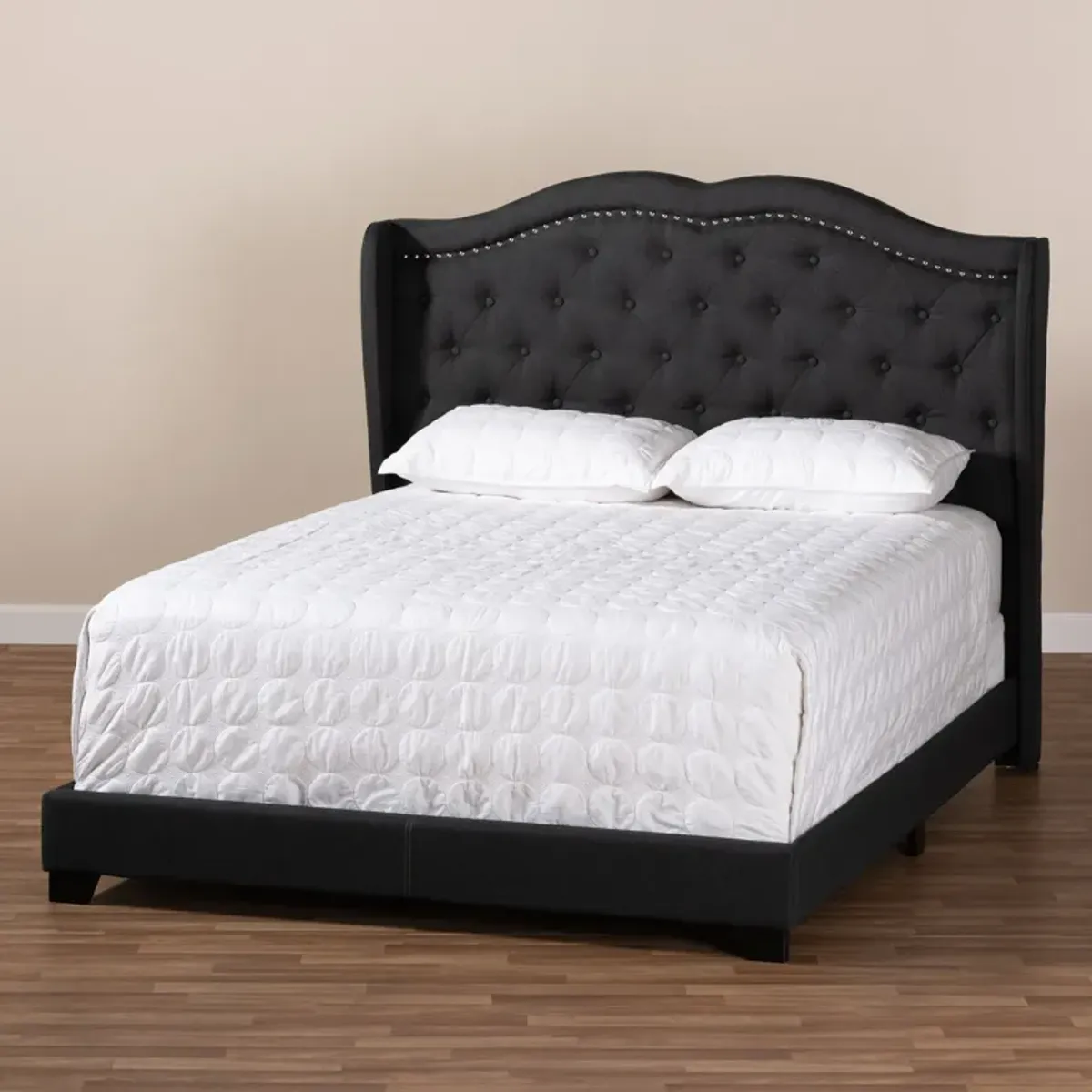 Kallie Queen Upholstered Bed