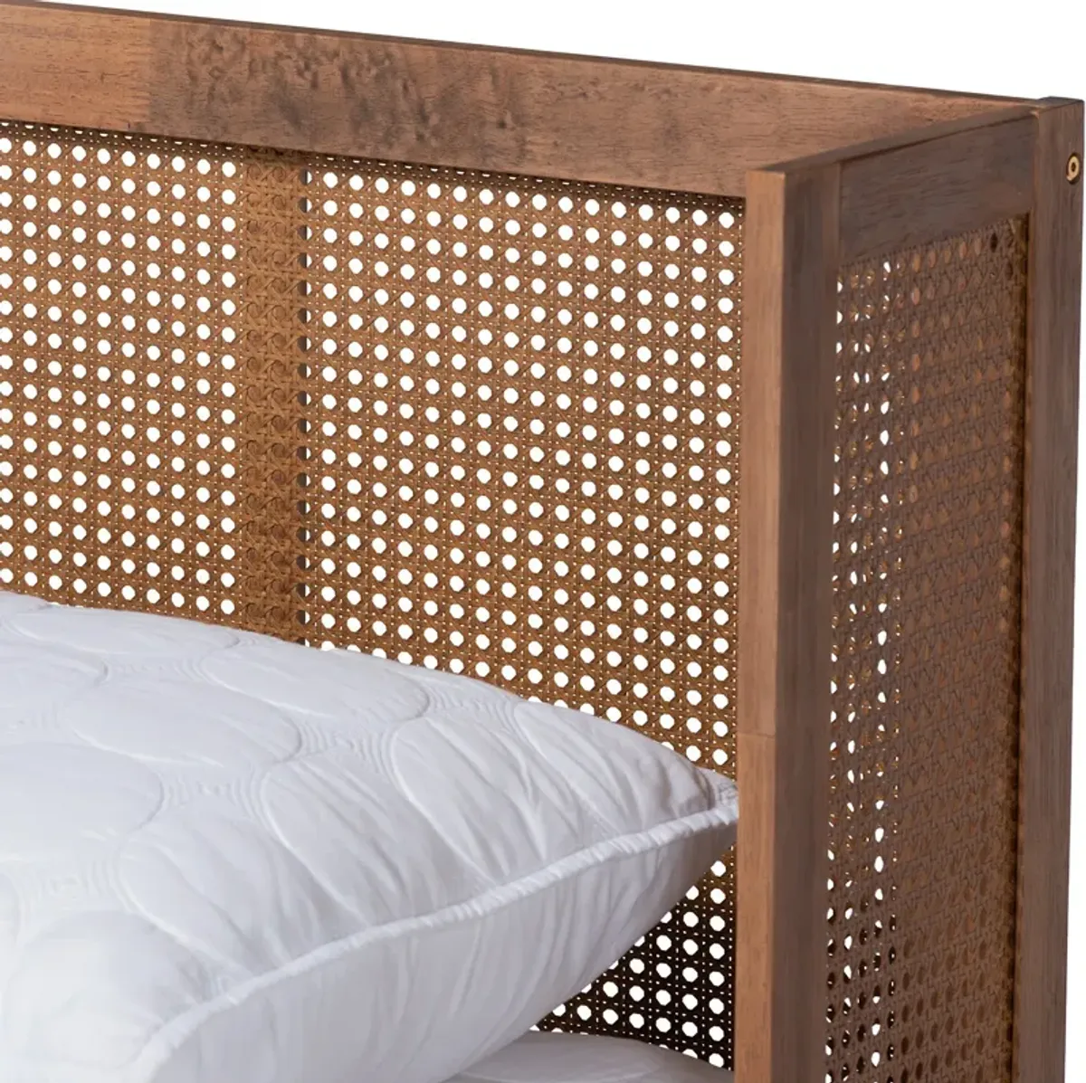 Sheniah Queen Platform Bed - Ash Walnut