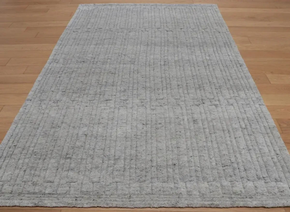 Verailles 5' x 8' Area Rug - Beige