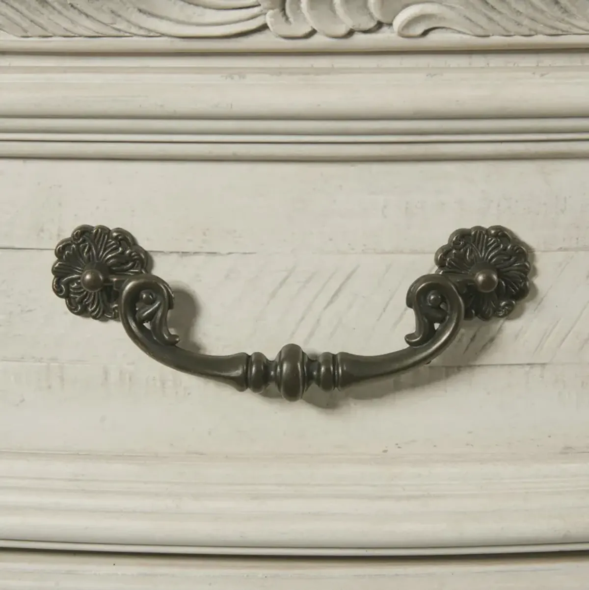 Tuscany Dresser and Mirror - Alabaster