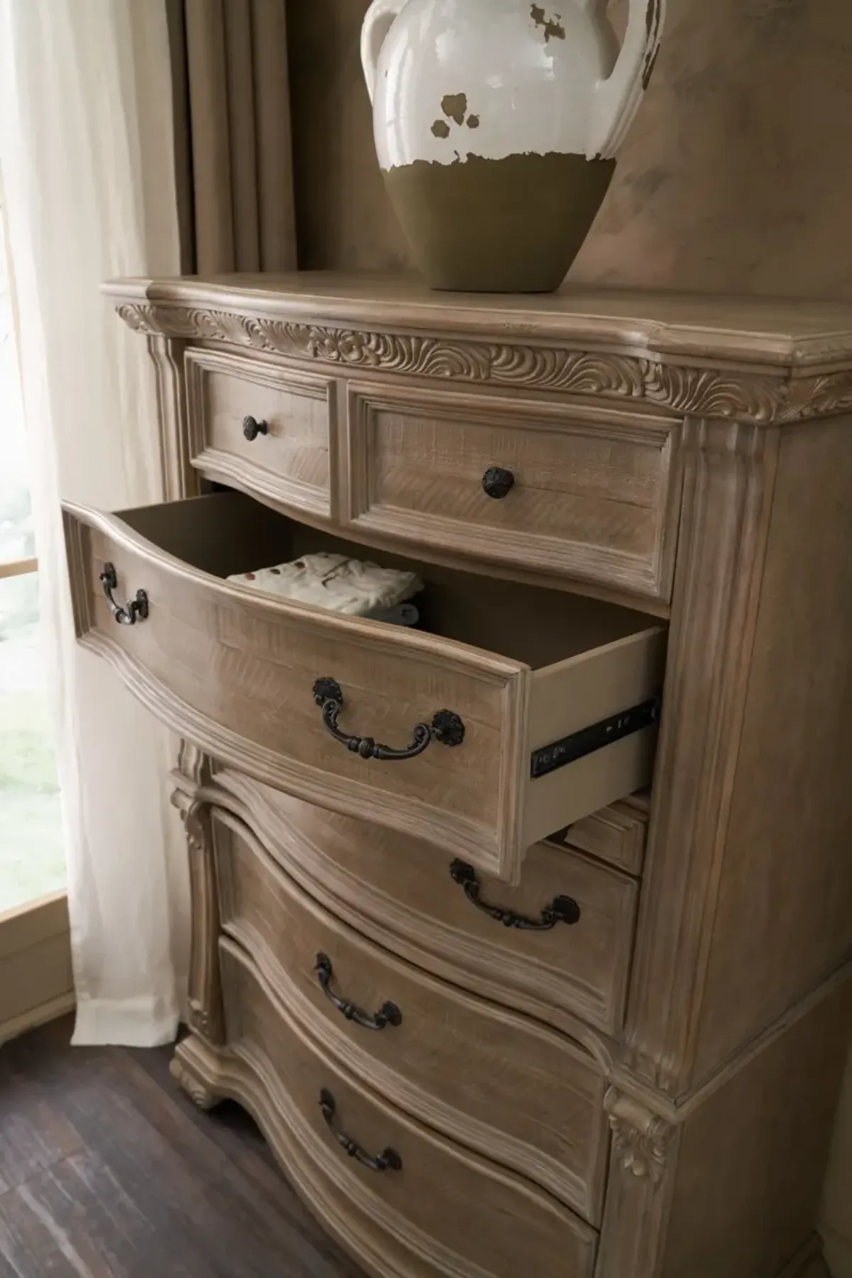 Tuscany Chest - Taupe