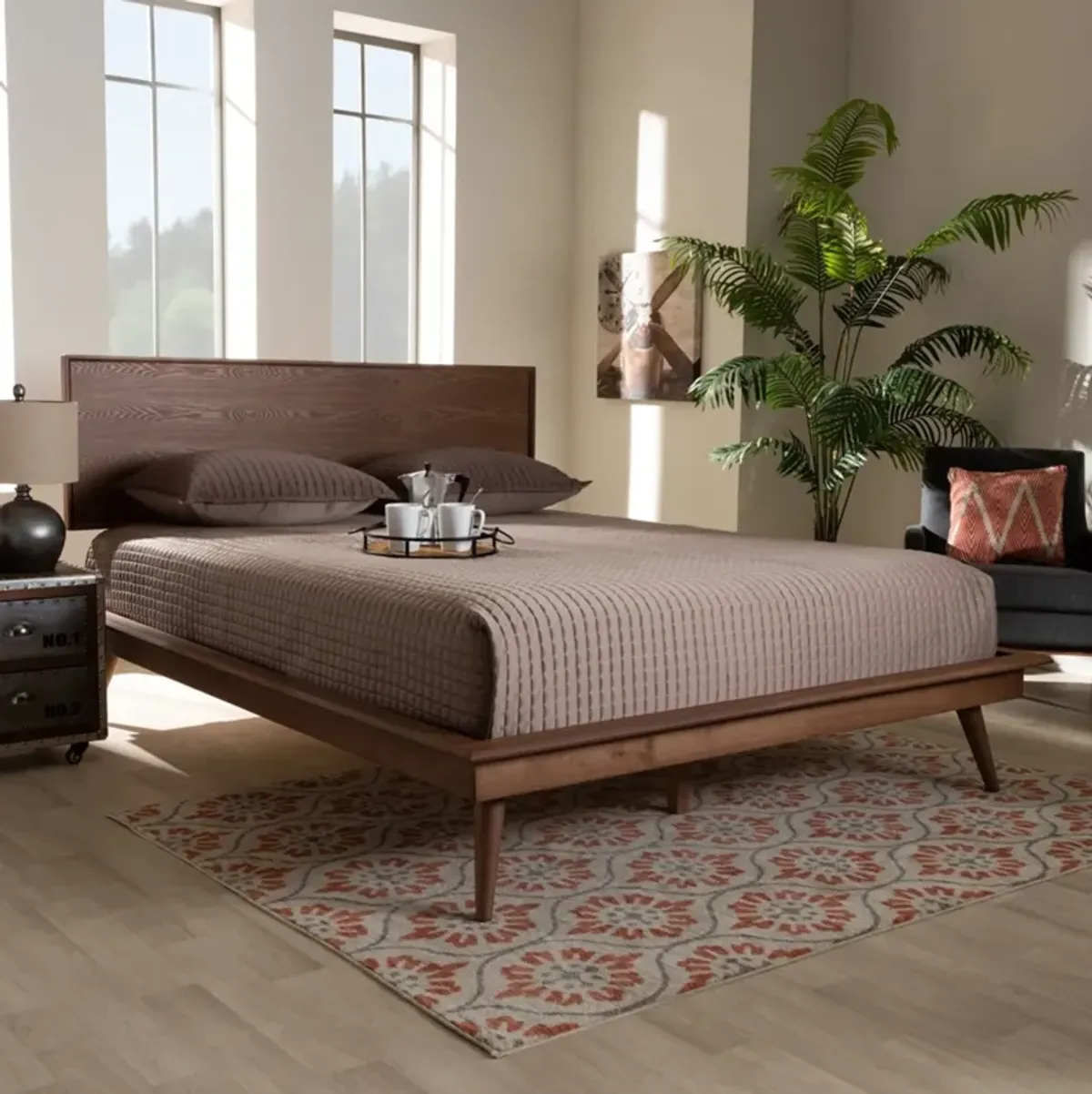 Dalal Full Platform Bed - Ash Walnut