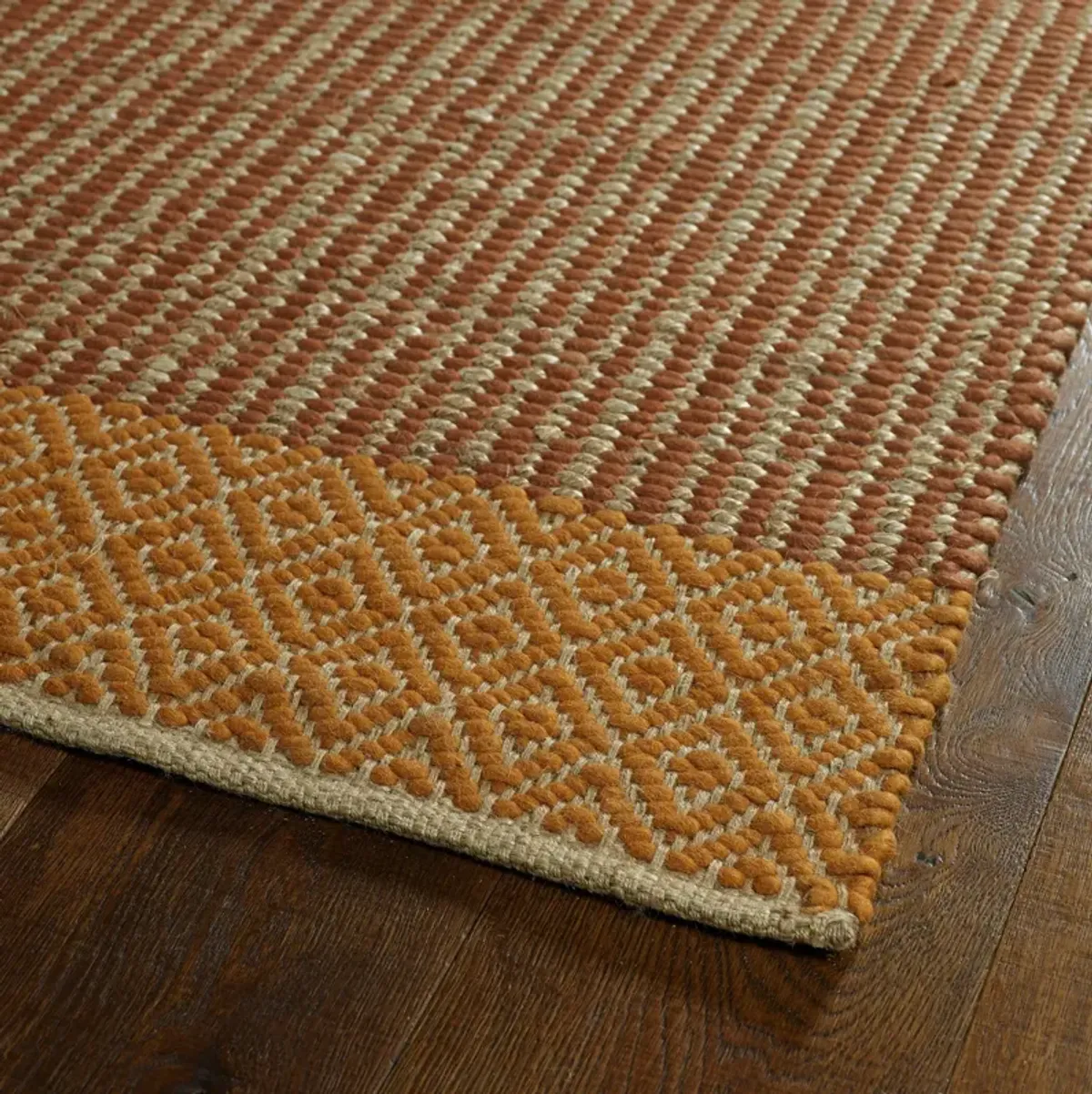 Utah 2' x 3' Area Rug - Paprika