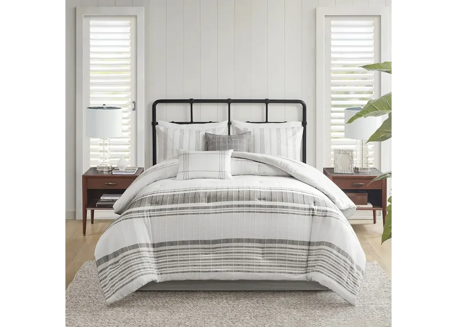 Emily Full Comforter Set - White/Gray