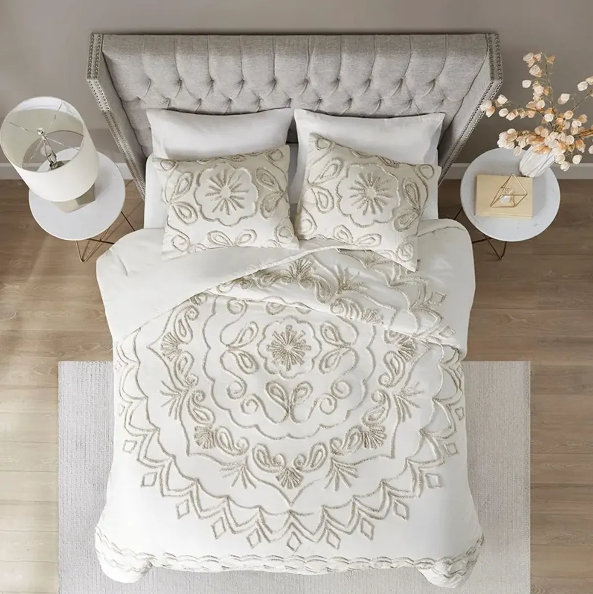 Kimbra Full/Queen Comforter Set - White/Taupe