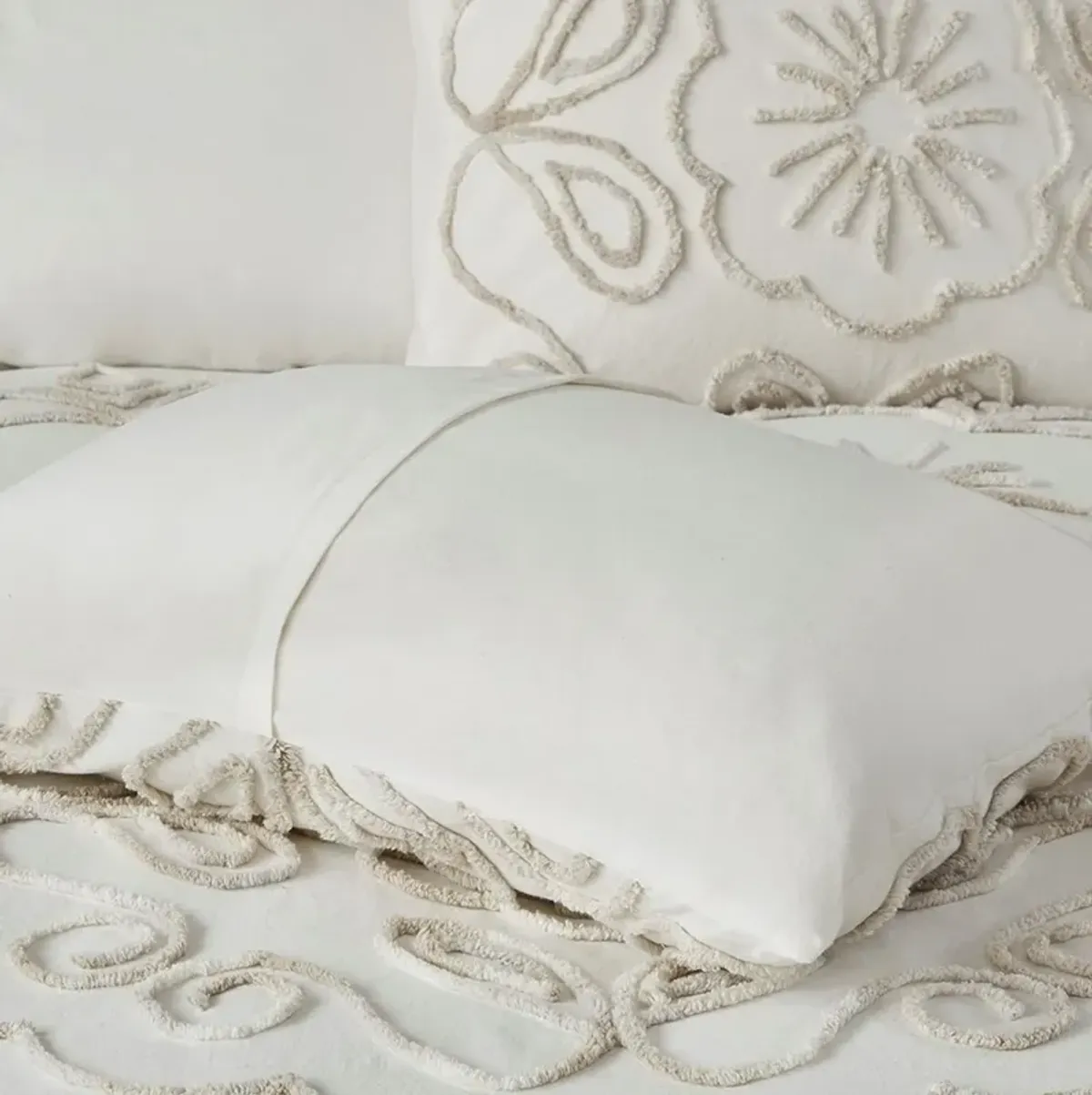 Kimbra Full/Queen Comforter Set - White/Taupe