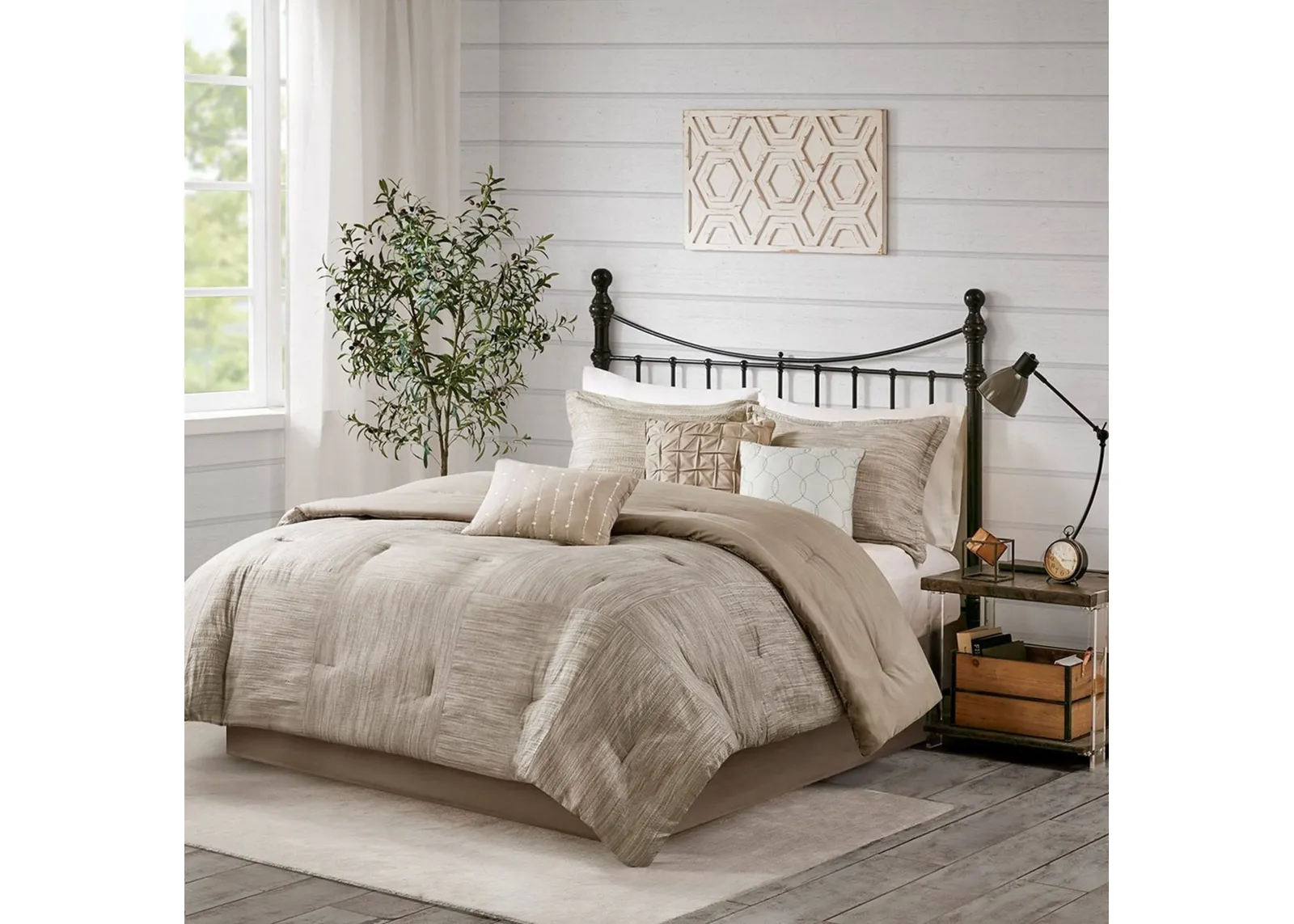 Heiress Queen Comforter Set - Taupe