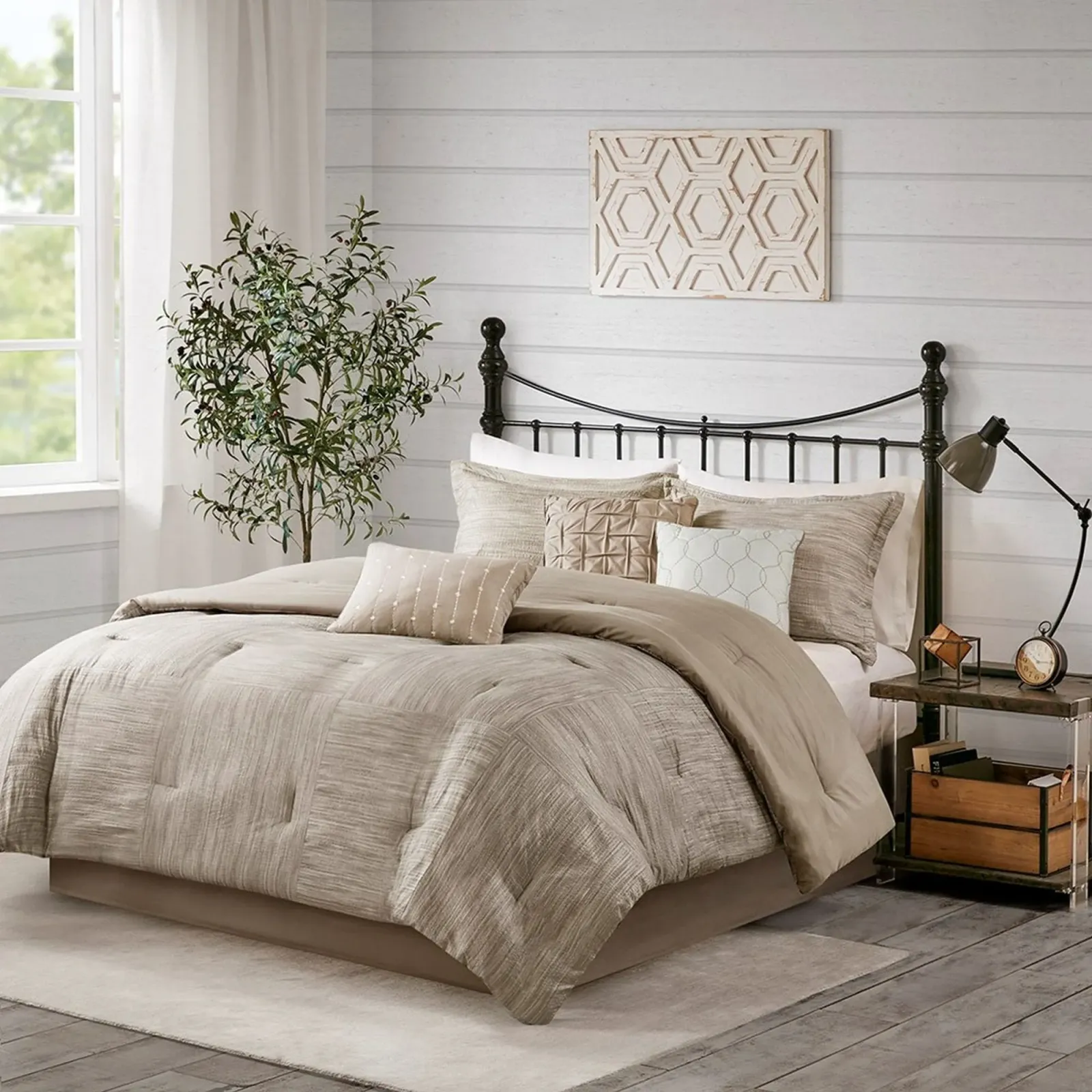 Heiress Queen Comforter Set - Taupe