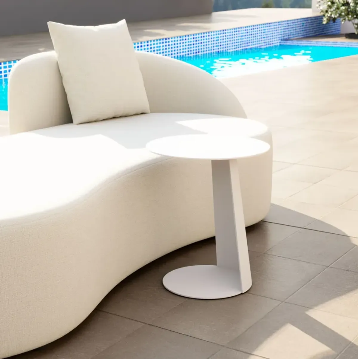 Sarasota Indoor/Outdoor Accent Table