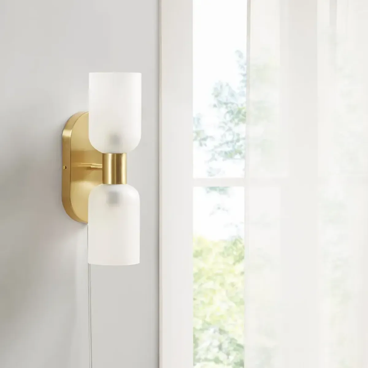 Dulce Wall Sconce