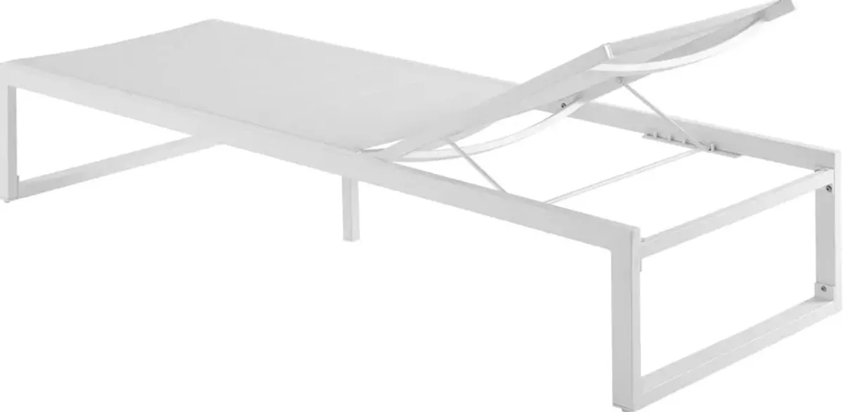 South Hampton Outdoor Chaise Lounge - White