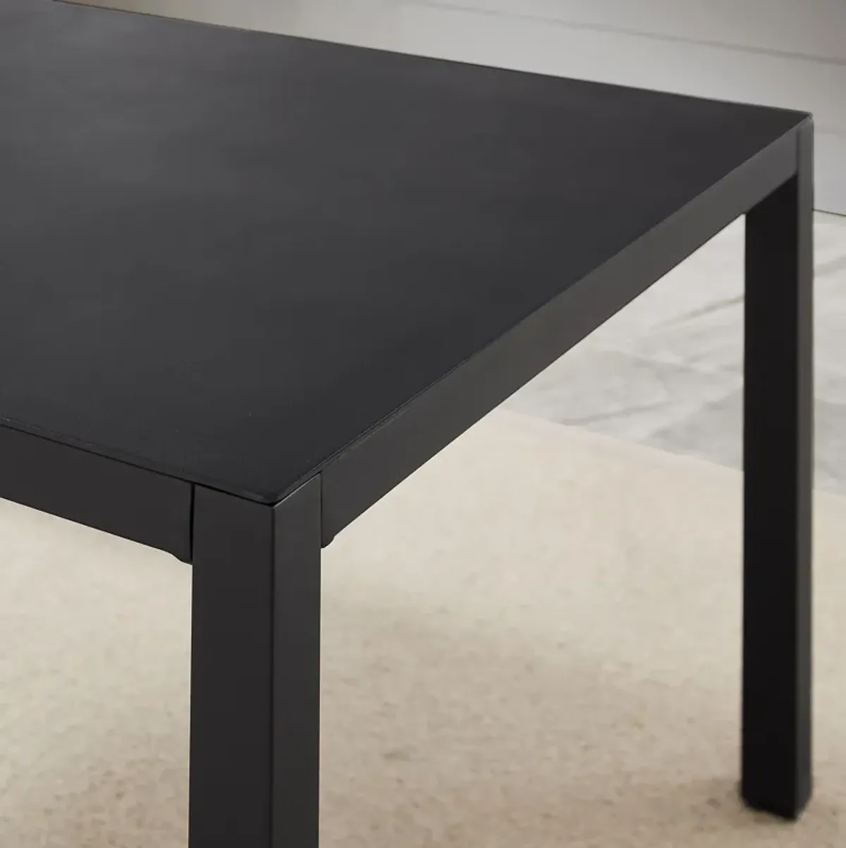 South Hampton Outdoor Dining Table - Black