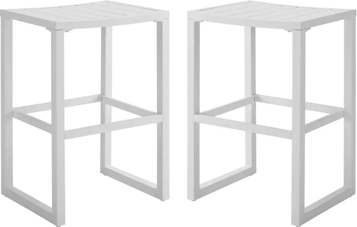 South Hampton Outdoor Bar Table and 4 Bar Stools - White