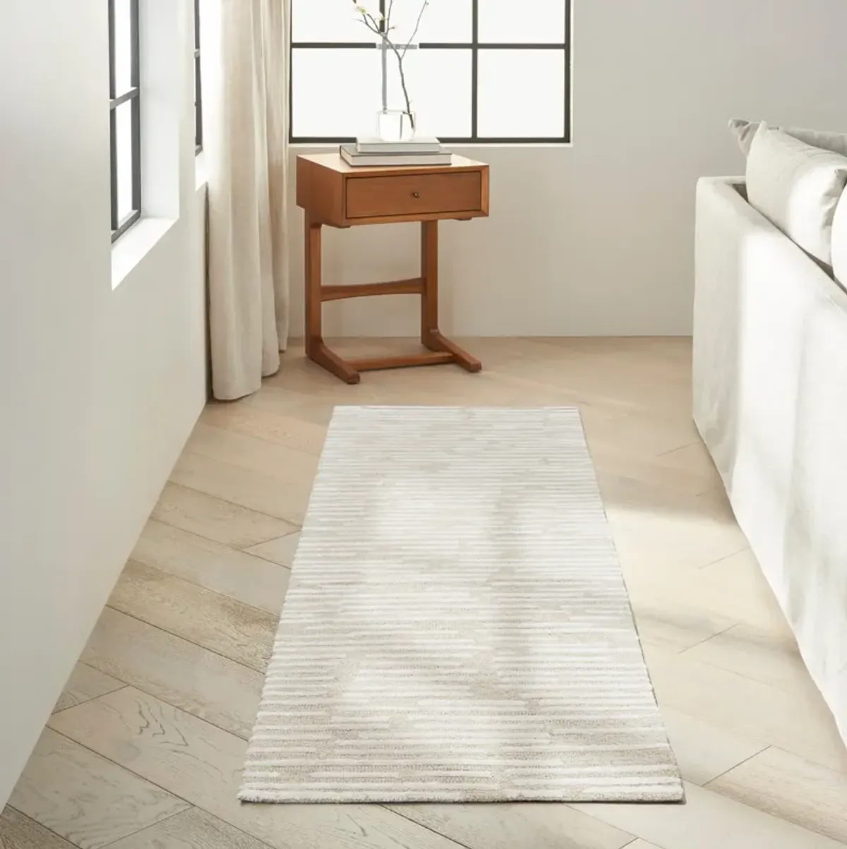 Linnea 2' x 8' Runner Area Rug - Ivory