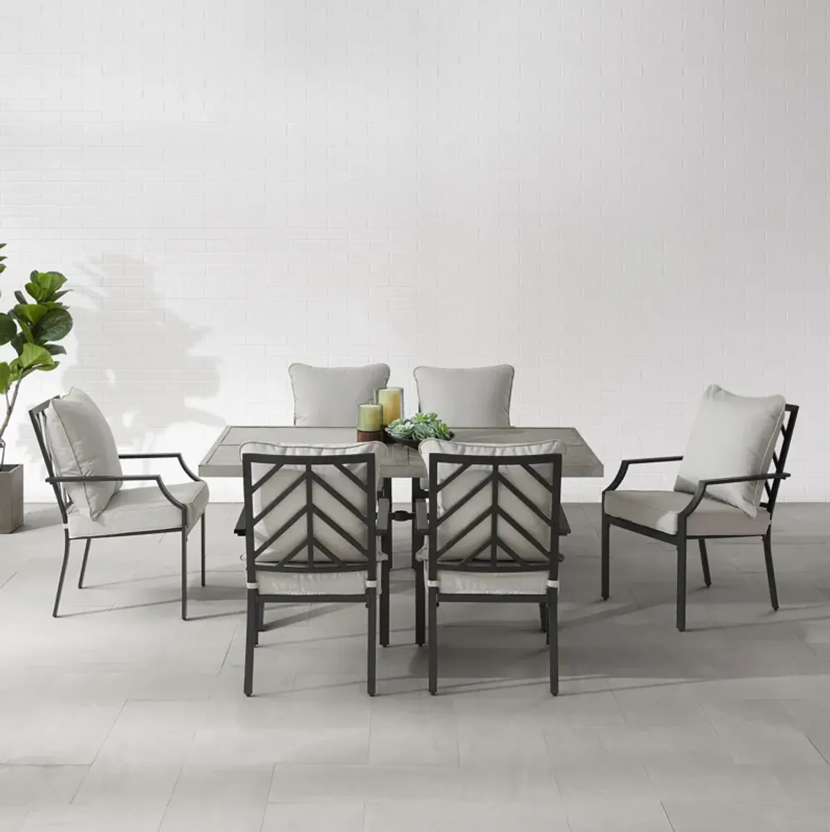 Boise Outdoor Dining Table and 6 Dining Chairs