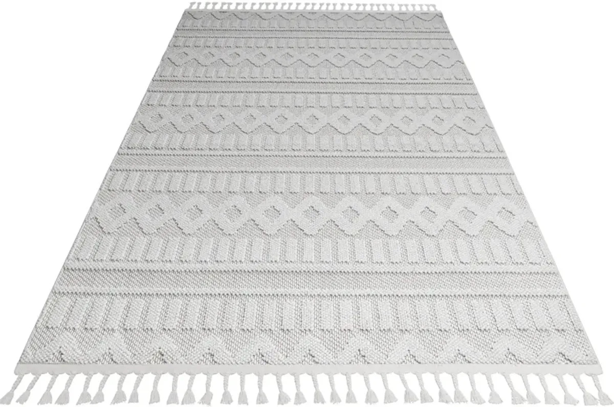 Cedar 8' x 10' Area Rug - White/Beige