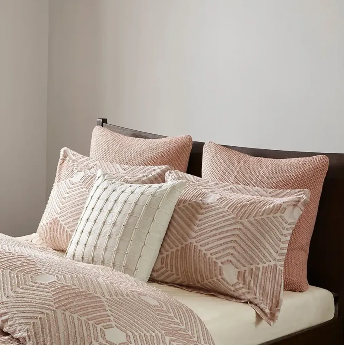 Draven Full/Queen Comforter Set - Blush