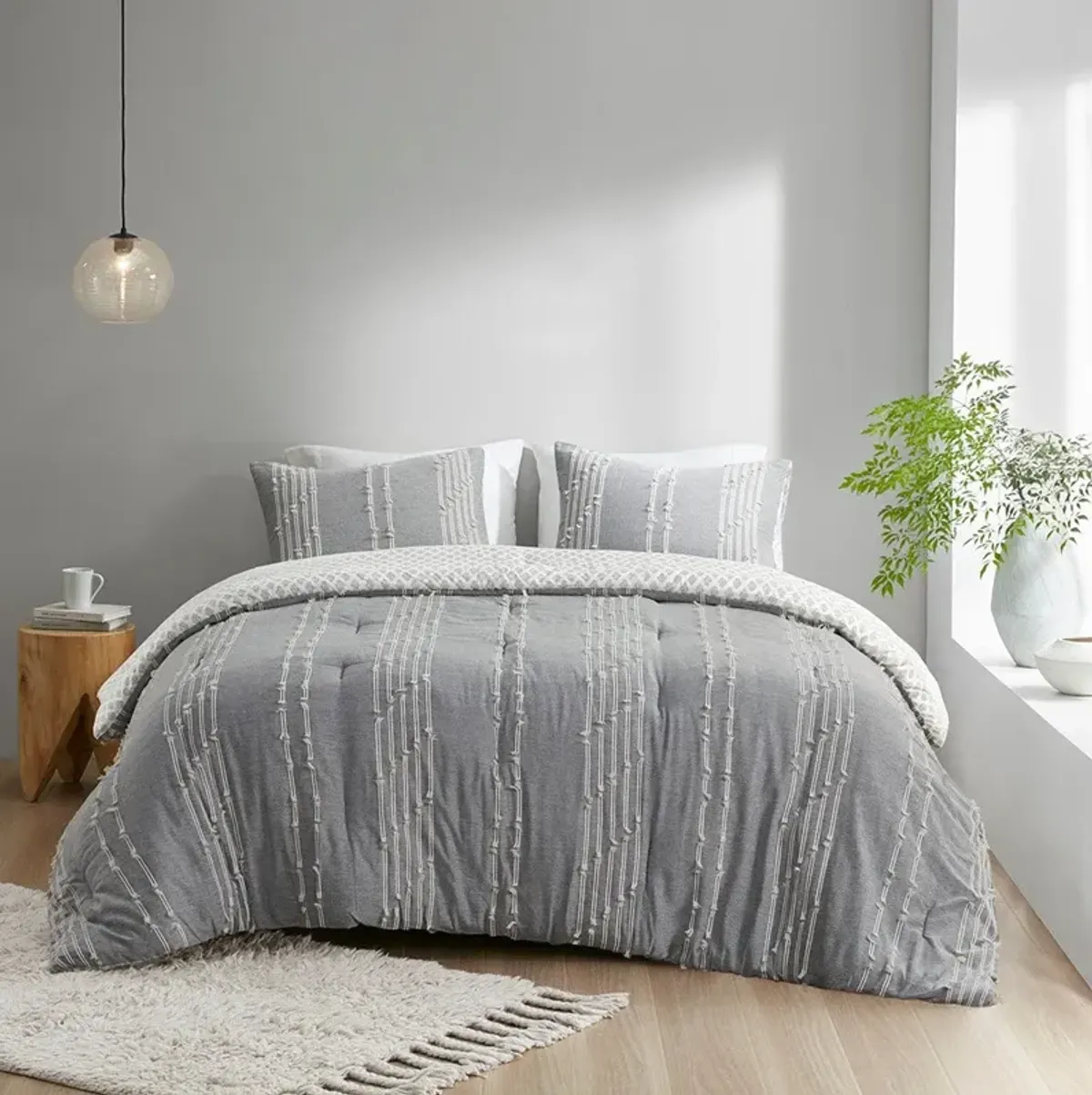 Kensley King/California King Comforter Set - Gray