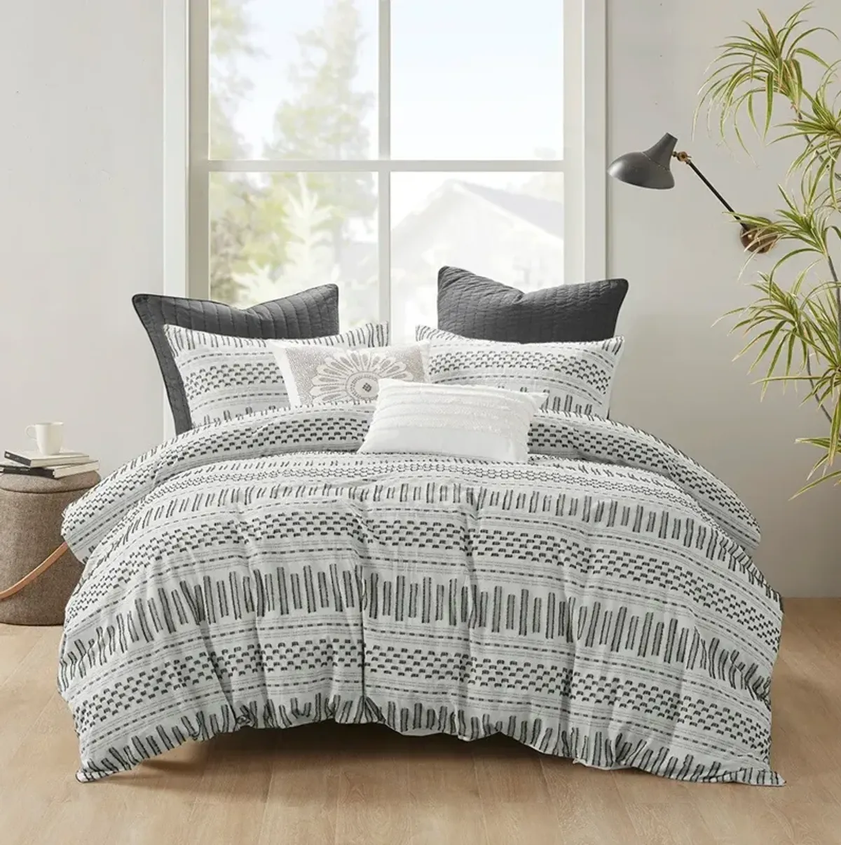 Ramona Full/Queen Comforter Set - Gray/Black