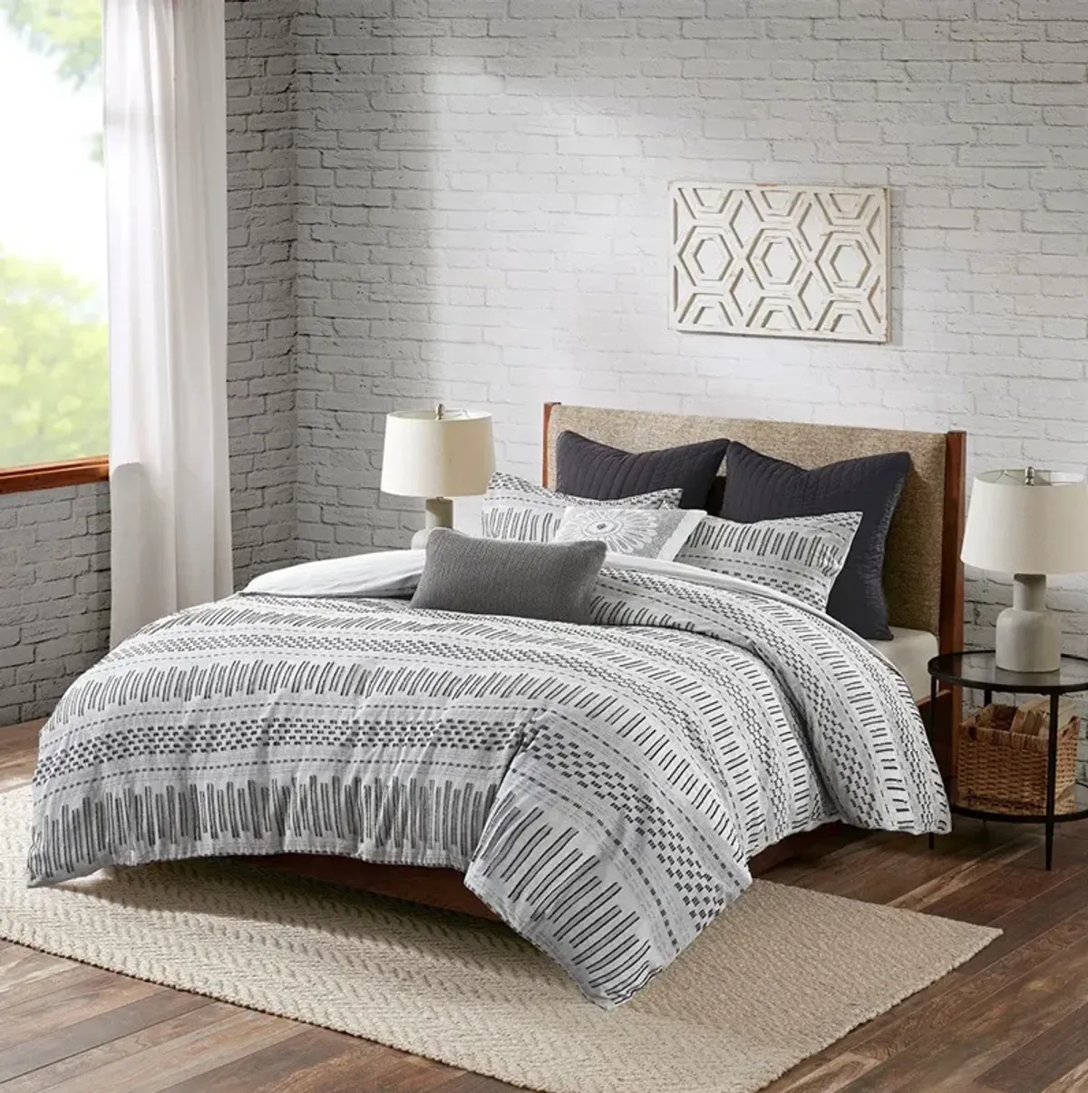 Ramona Full/Queen Comforter Set - Gray/Black