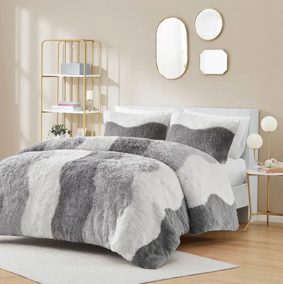 Makenna Twin/Twin XL Faux Fur Comforter Set - Gray