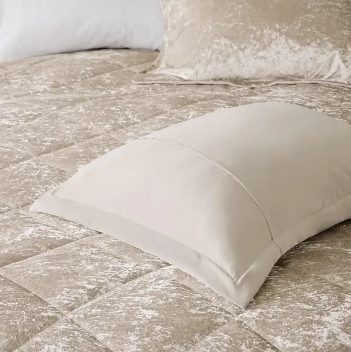 Briella King/California King Duvet Cover Set - Champagne