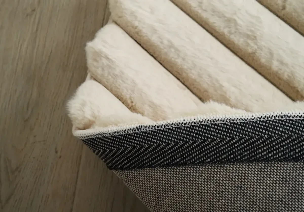 Selena 7' Round Area Rug - Cream