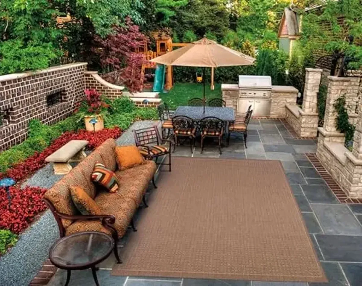 Couristan Recife Indoor Outdoor Rug - Saddle Stitch 5'10" x 9'2" Rectangle in Cocoa and Natural, Low Pile, Hose Washable, Pet- Kid Friendly Home Decor for Living Room, Patio Furniture Set, Kitchen